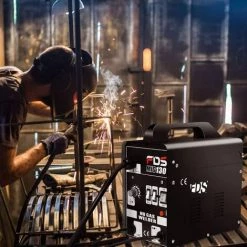 GOPLUS Poste à Souder, Soudage Electrique MIG 130 Tension 230V, Appareil De Soudage Professionnel, 30-120A Avec Masque Equipement De Soudage (Noir) -Soudure à l'arc Sales Store 60909034 5